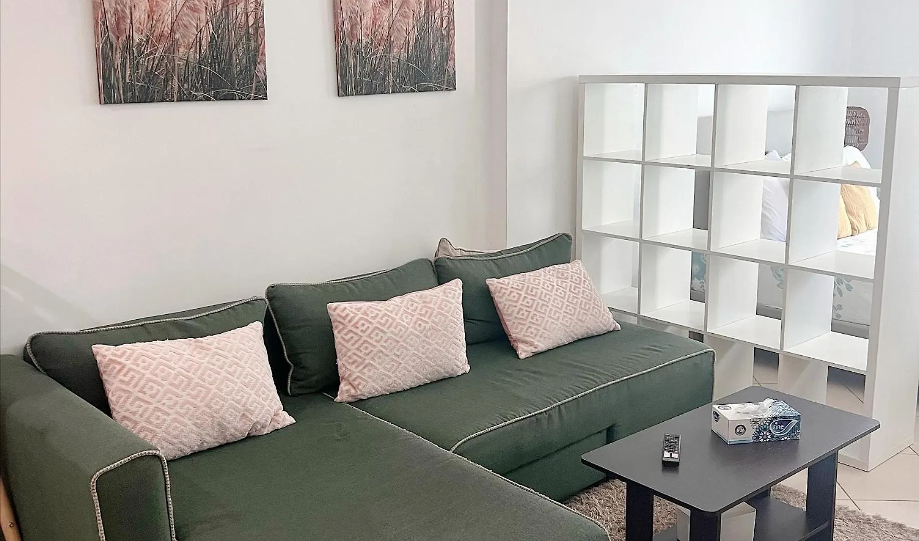 Fully Furnished Marina View - 1 Bedroom Apartment Dubai